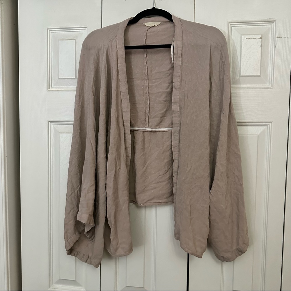 Blush kimono